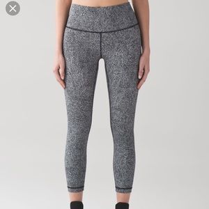 Lululemon high times full on luxtreme line up s 4